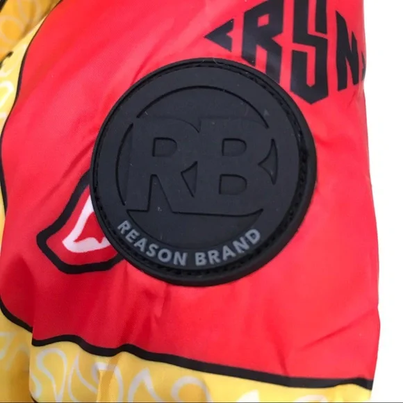 🚨Last One🚨 Men’s “Colorful Bandana” puff jacket. Size M. - Picture 6 of 6